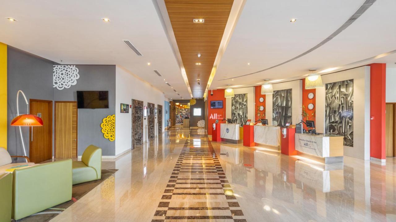 Ibis Gurgaon Golf Course Road - An Accor Brand Exterior foto