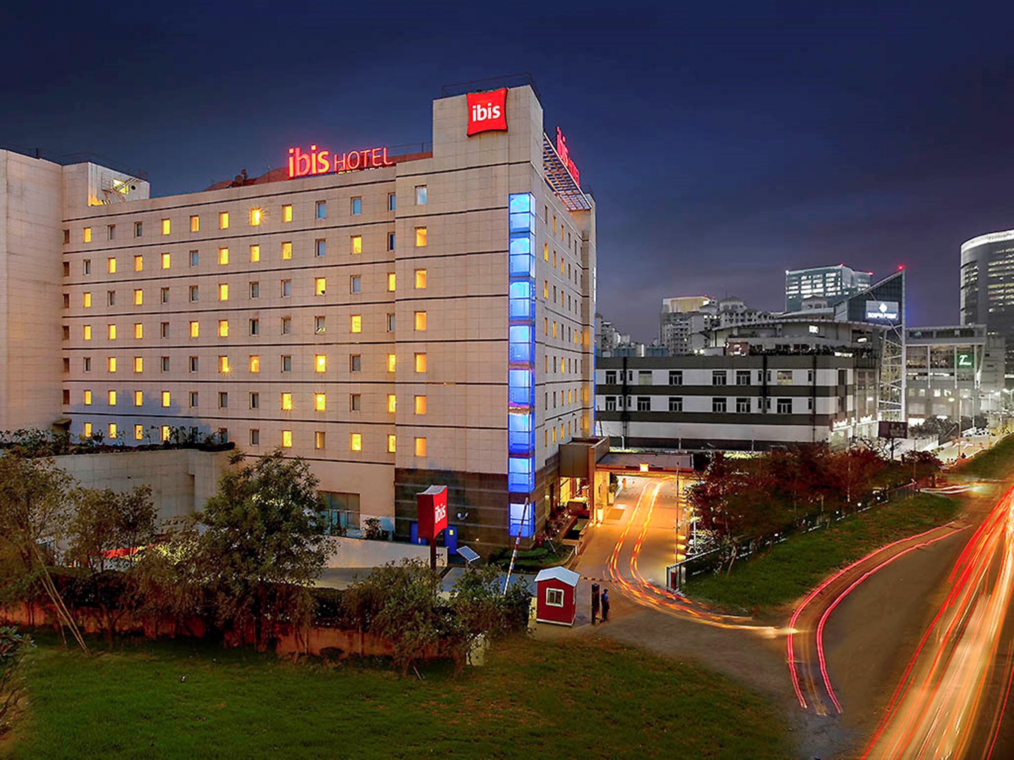 Ibis Gurgaon Golf Course Road - An Accor Brand Exterior foto